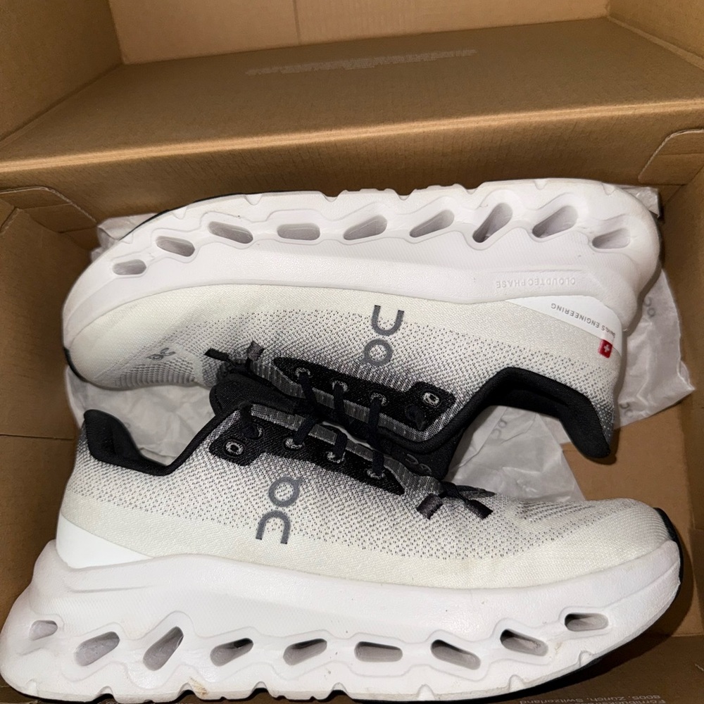 On Women’s Cloudtilt